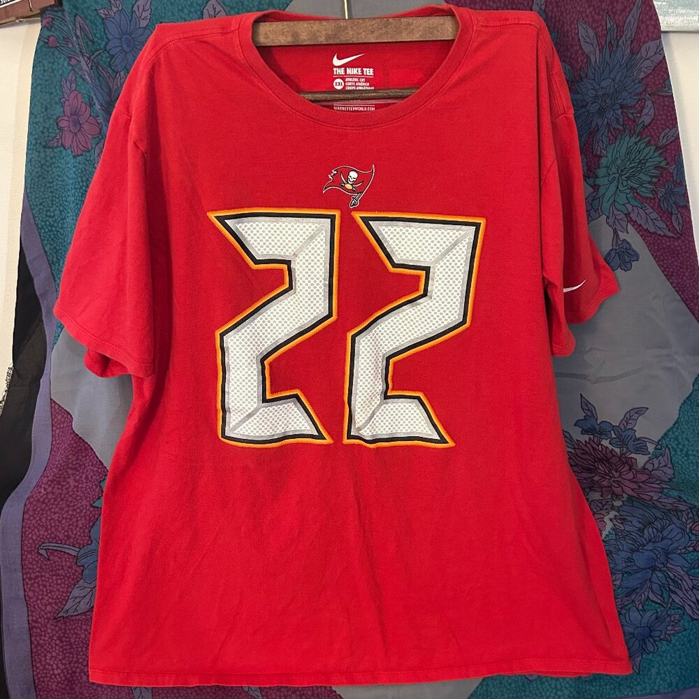 nike sport nfl tampa bay buckeeners XXL red shirt